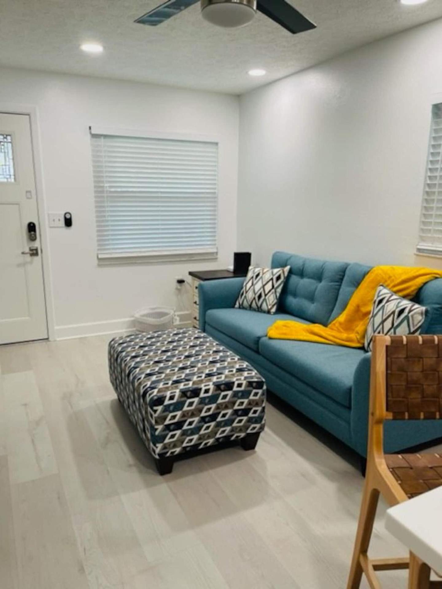 Walk Everywhere! 1-Bedroom Gem In Downtown Hub 新里奇港 外观 照片